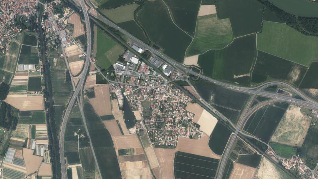 Photo 2 — Ambérieux, Rhône (69480)