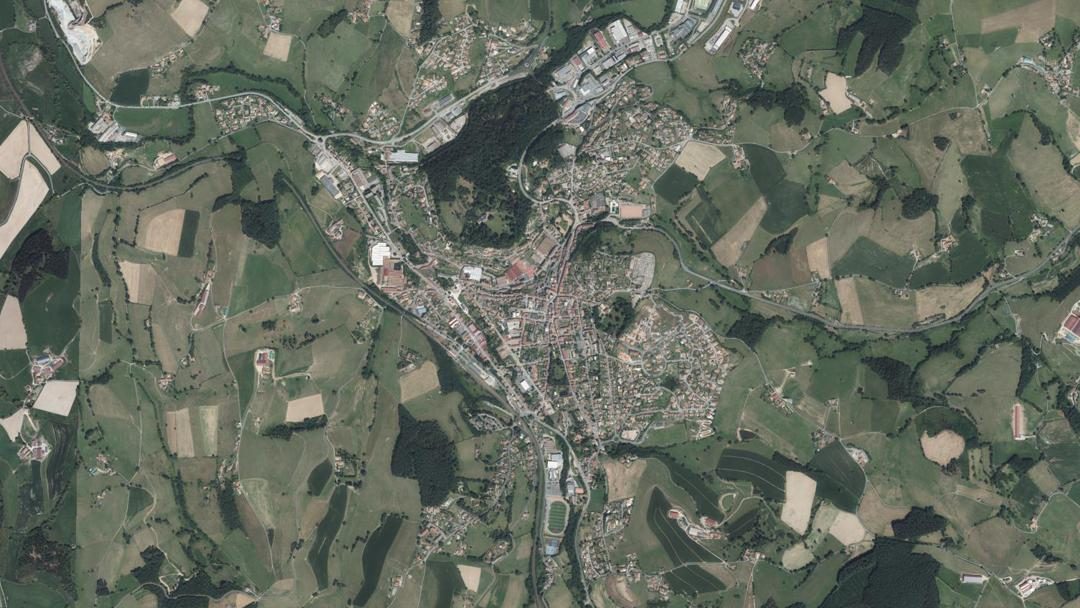 Photo 2 — Amplepuis, Rhône (69550)