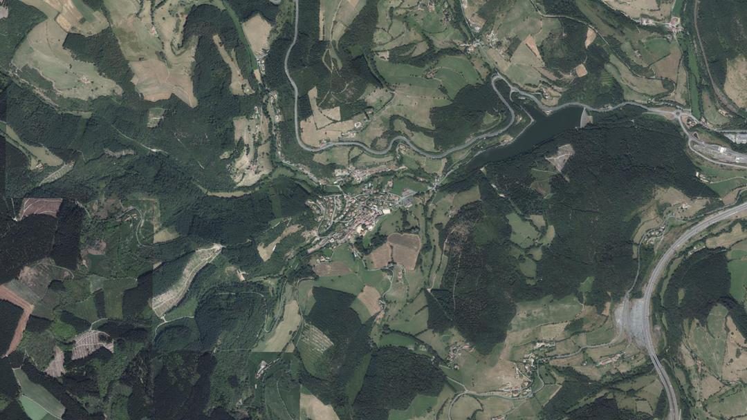 Photo 2 — Joux, Rhône (69170)