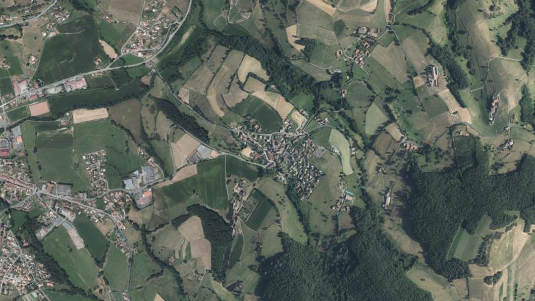 Photo 2 — Saint-Genis-l'Argentière, Rhône (69610)