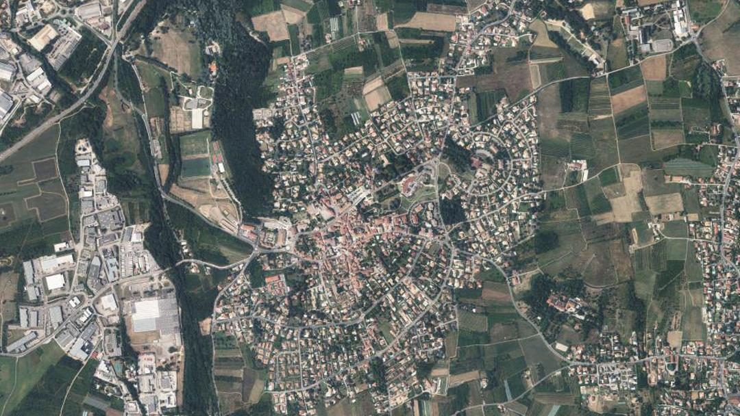 Photo 2 — Vourles, Rhône (69390)