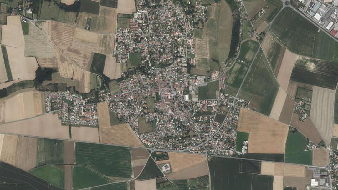 Photo 2 — Toussieu, Rhône (69780)