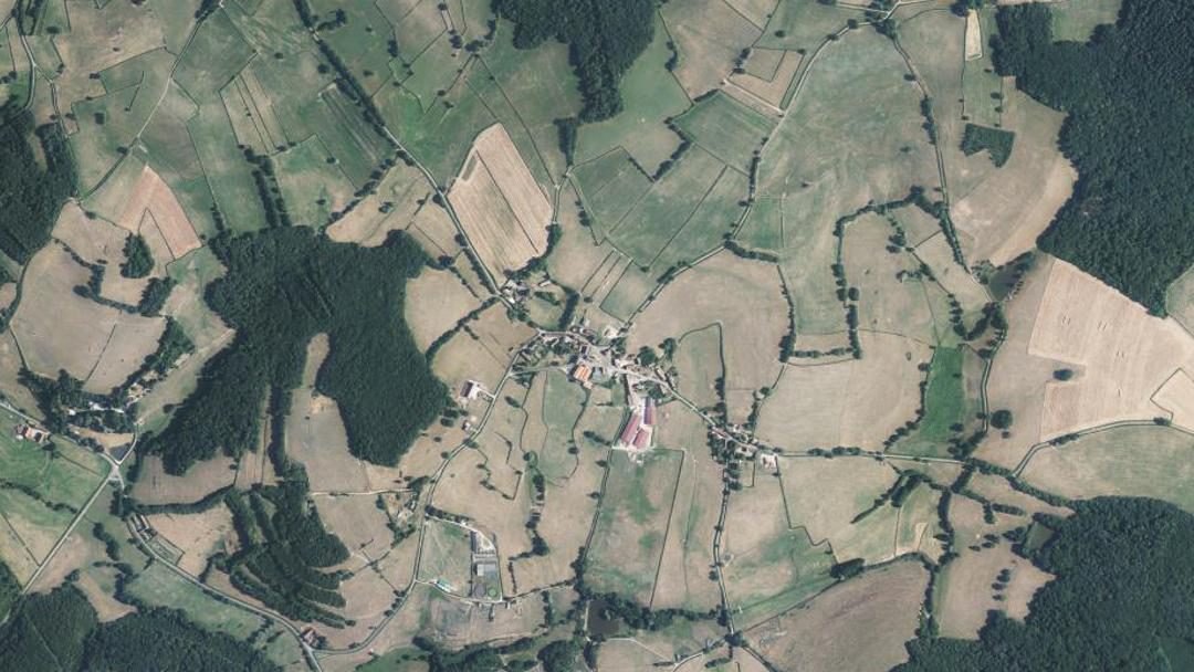 Photo 2 — Collonge-la-Madeleine, Saône-et-Loire (71360)