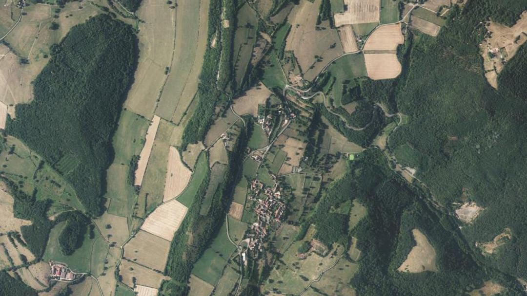 Photo 2 — Donzy-le-Pertuis, Saône-et-Loire (71250)