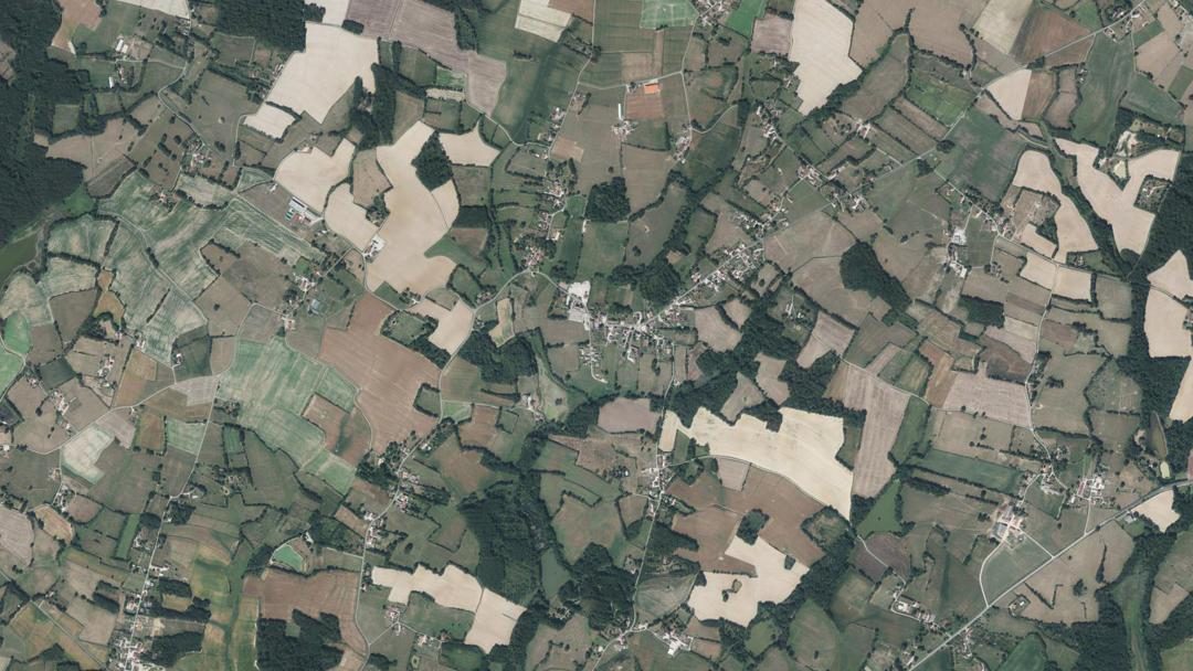 Photo 2 — Le Fay, Saône-et-Loire (71580)