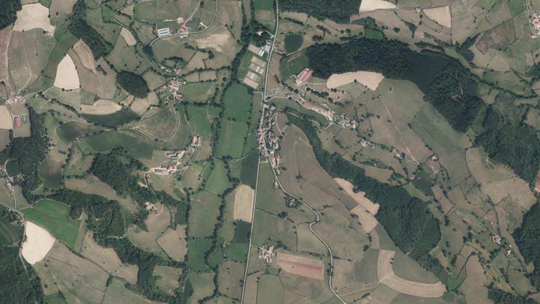 Photo 2 — Germolles-sur-Grosne, Saône-et-Loire (71520)