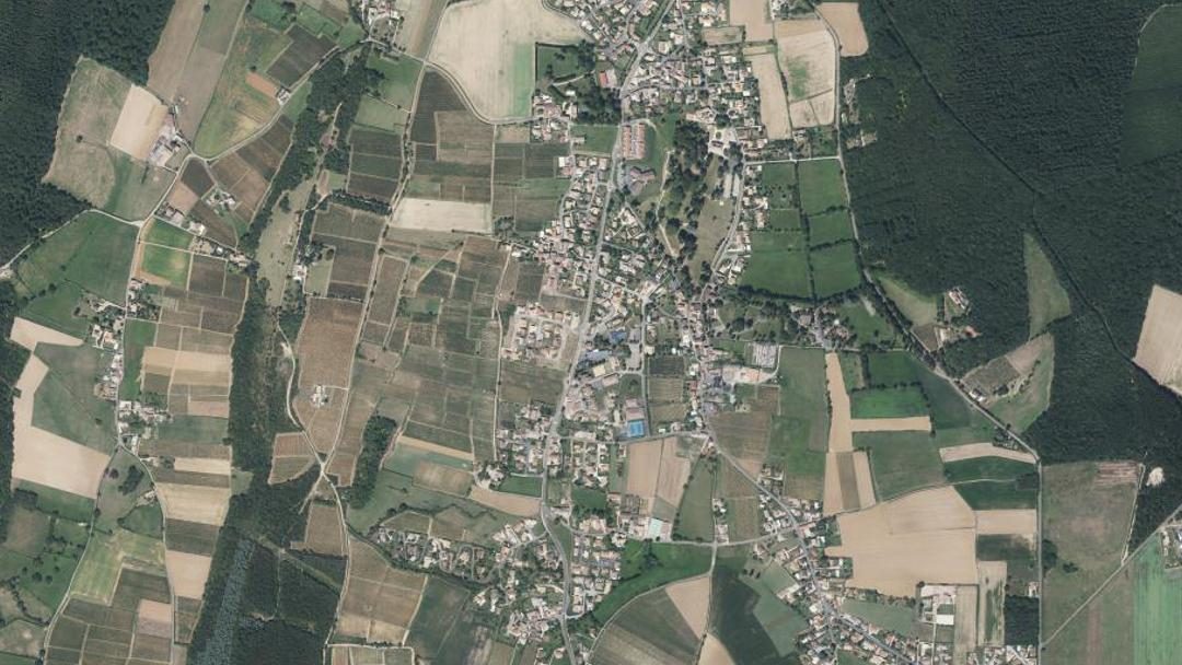 Photo 2 — Hurigny, Saône-et-Loire (71870)