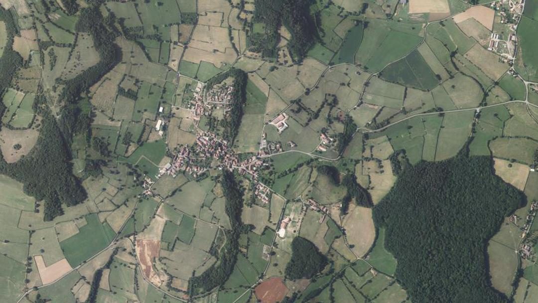 Photo 2 — Jalogny, Saône-et-Loire (71250)