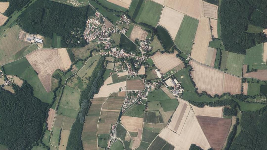 Photo 2 — Laizé, Saône-et-Loire (71870)