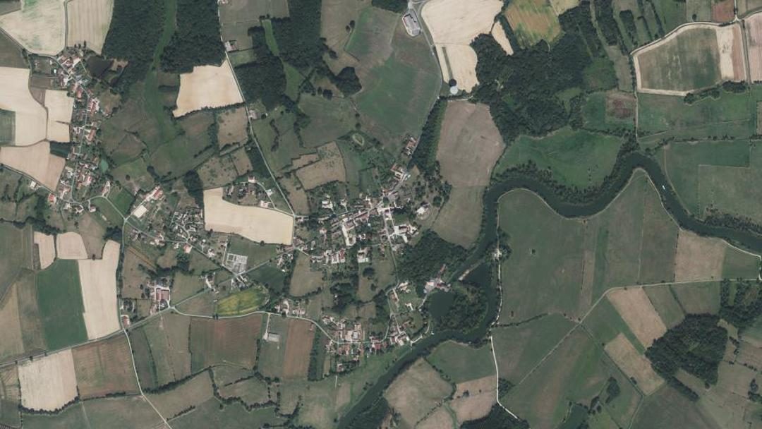 Photo 2 — Loisy, Saône-et-Loire (71290)