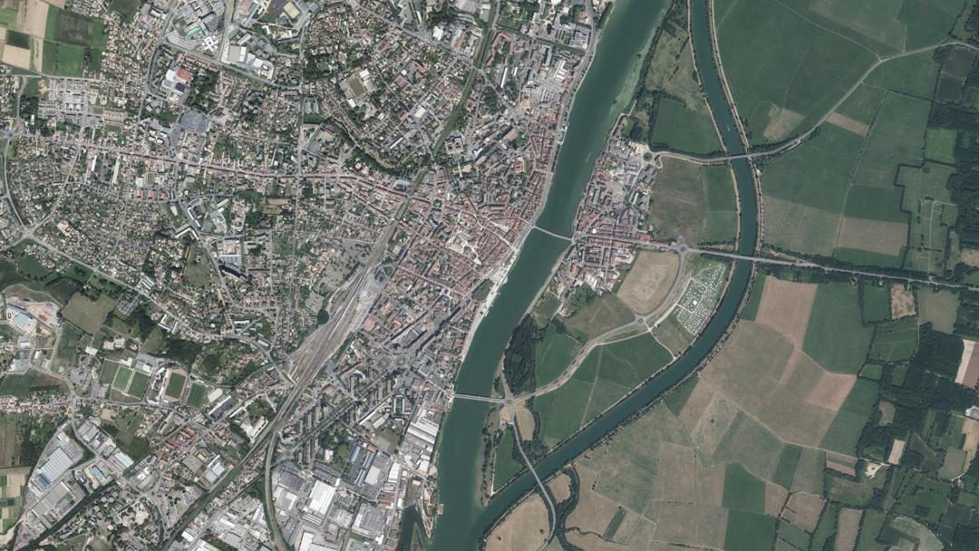 Photo 2 — Mâcon, Saône-et-Loire (71000)