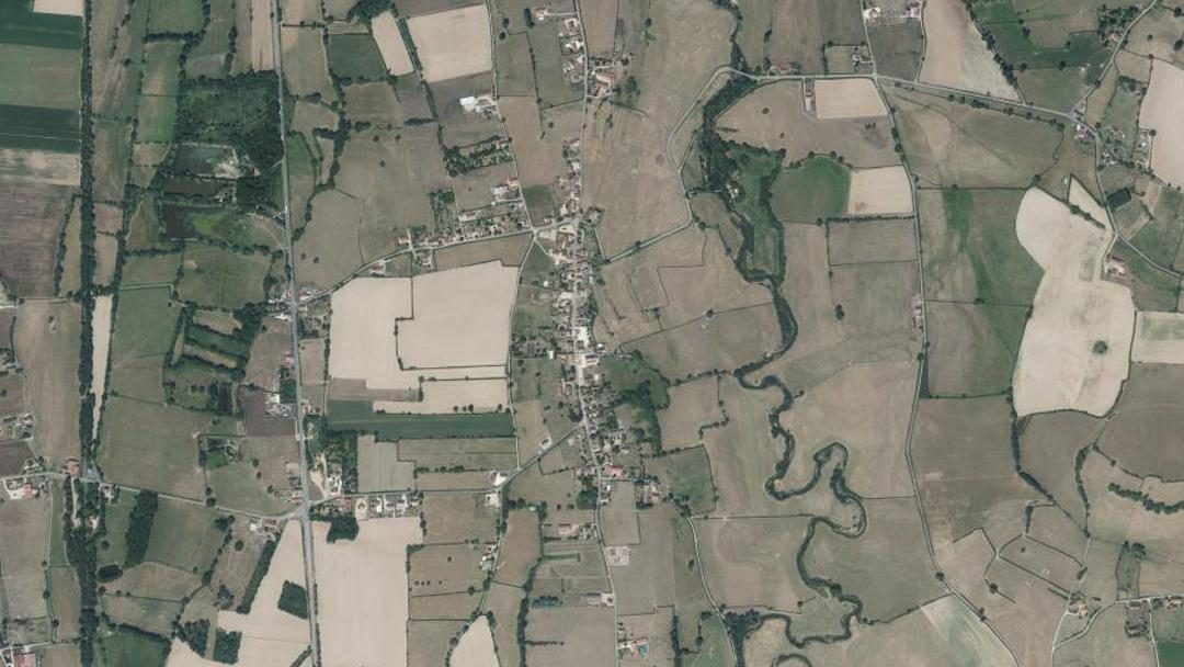 Photo 2 — Montceaux-l'Étoile, Saône-et-Loire (71110)