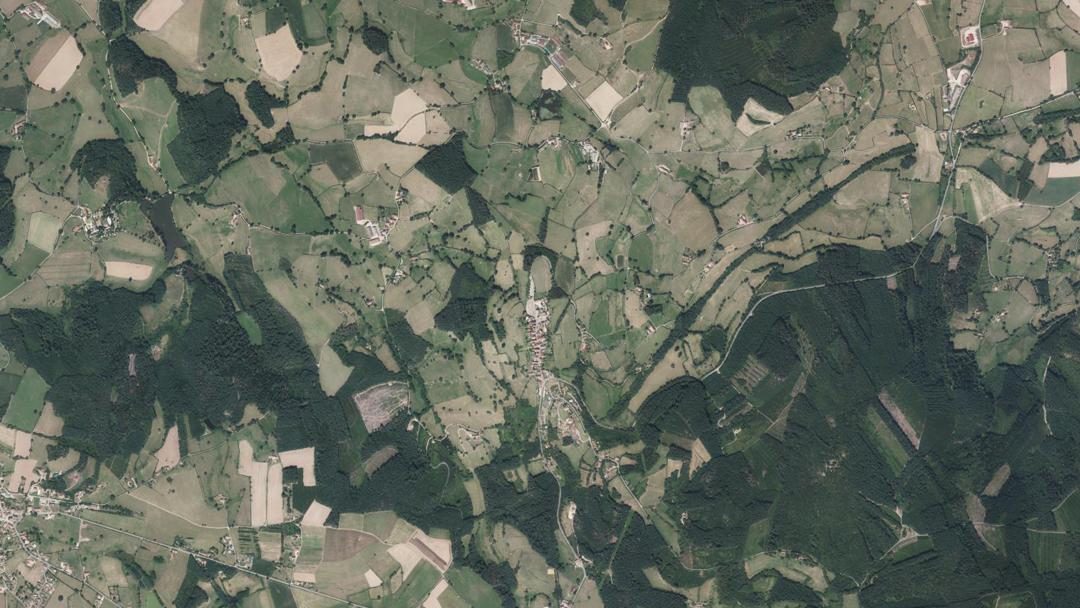 Photo 2 — Montmelard, Saône-et-Loire (71520)