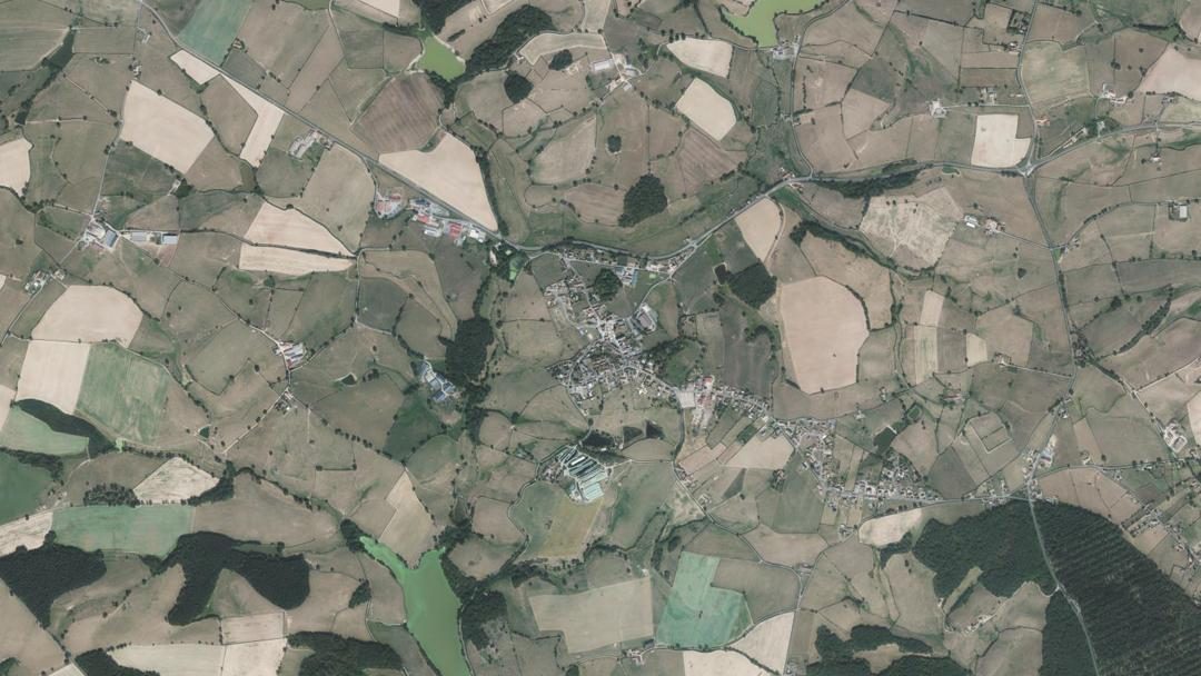 Photo 3 — Neuvy-Grandchamp, Saône-et-Loire (71130)