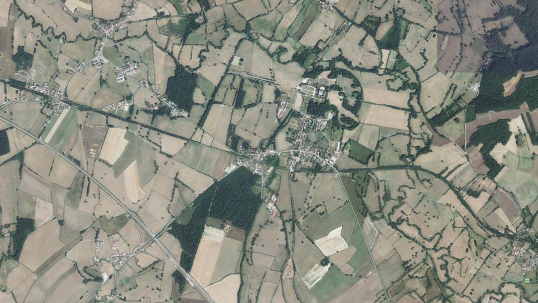 Photo 6 — Sully, Saône-et-Loire (71360)