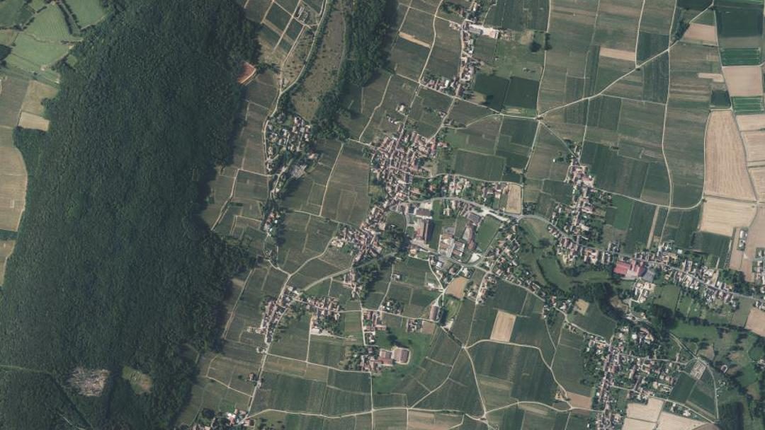 Photo 2 — Viré, Saône-et-Loire (71260)