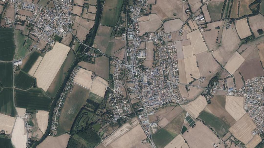 Photo 2 — La Guierche, Sarthe (72380)