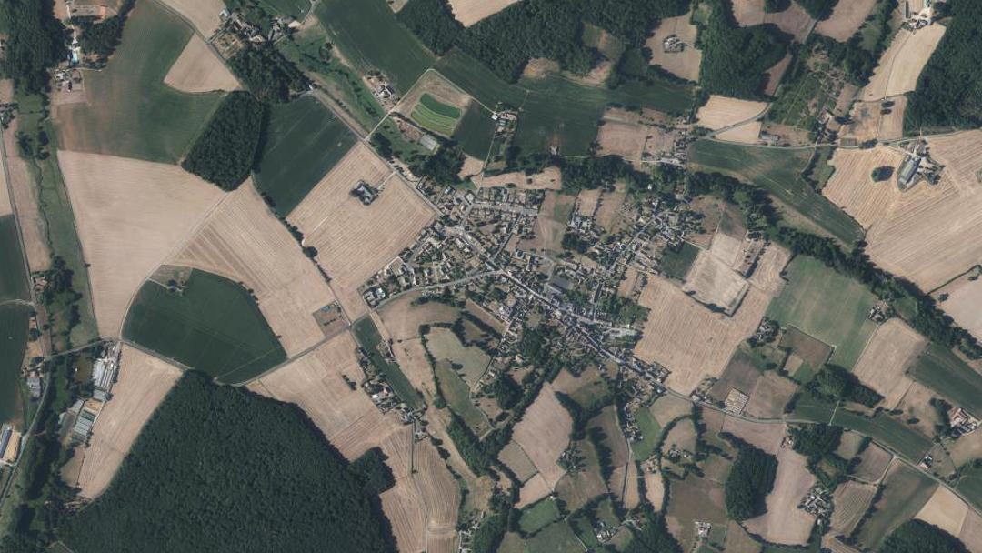 Photo 2 — Saint-Michel-de-Chavaignes, Sarthe (72440)