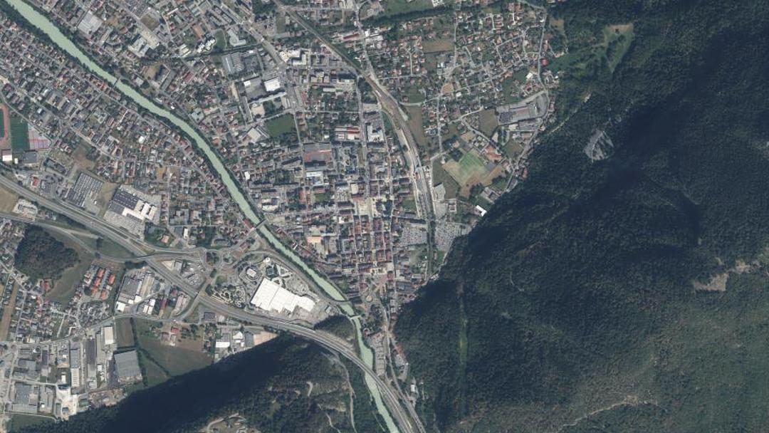 Photo 8 — Cluses, Haute-Savoie (74300)