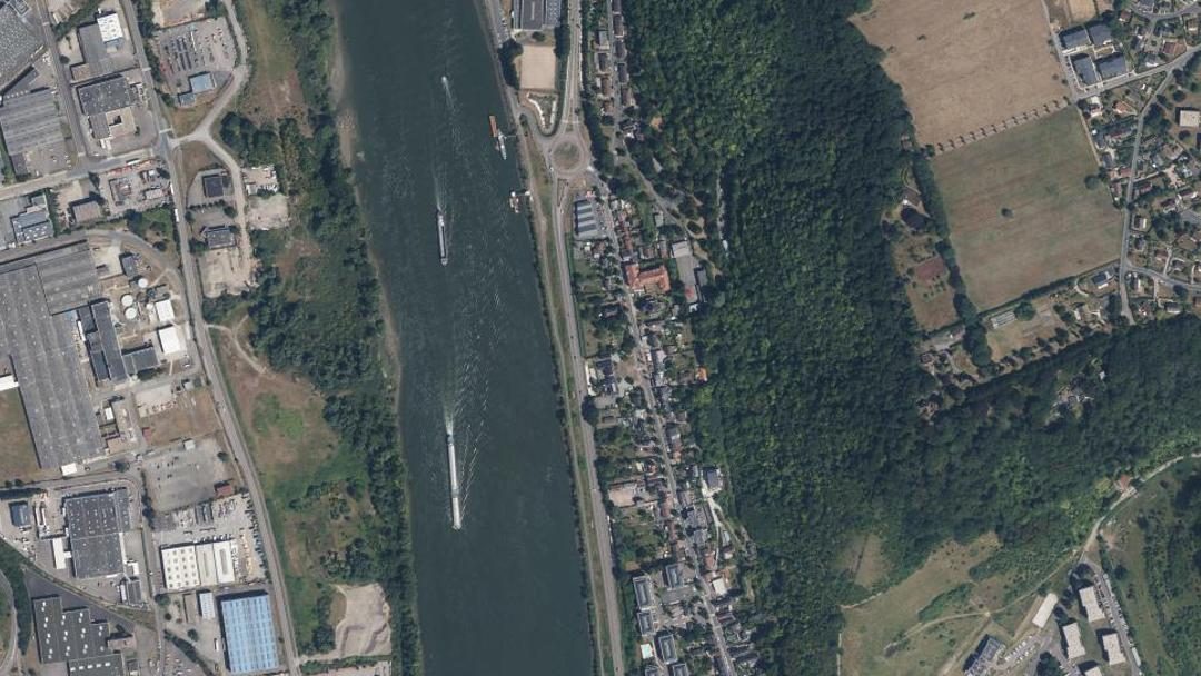 Photo 2 — Amfreville-la-Mi-Voie, Seine-Maritime (76920)