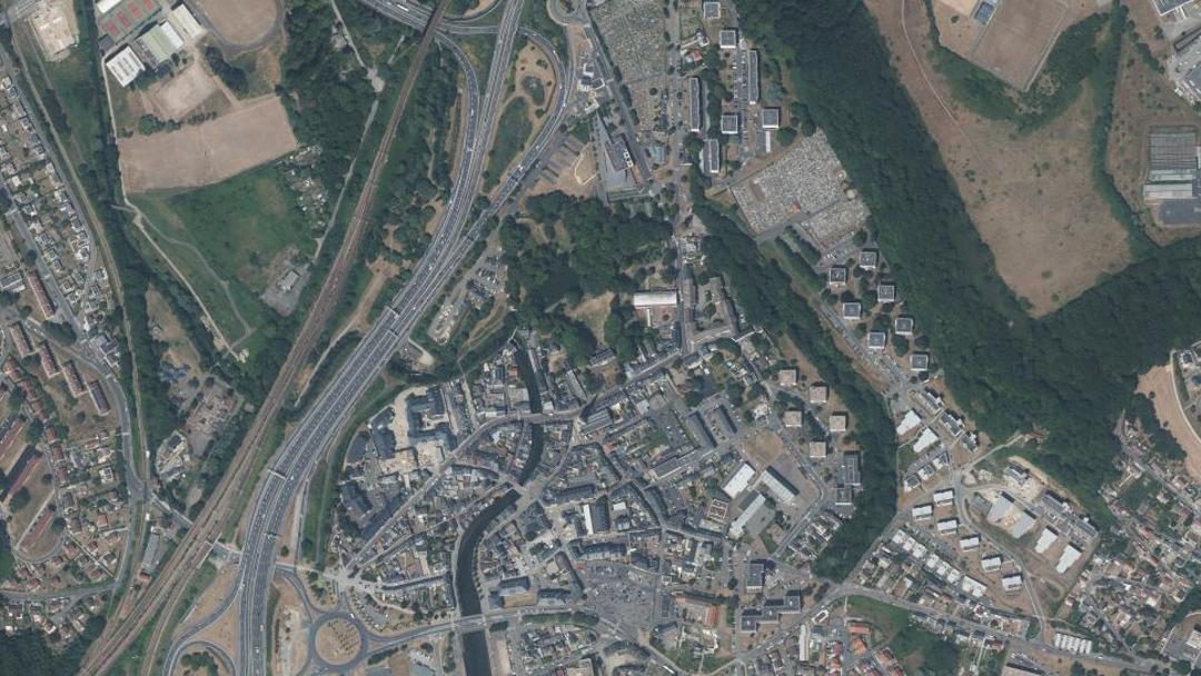 Photo 2 — Harfleur, Seine-Maritime (76700)