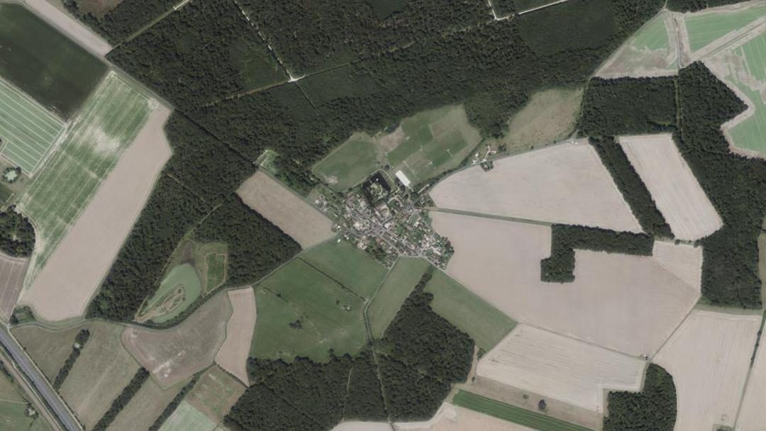 Photo 2 — Châtillon-la-Borde, Seine-et-Marne (77820)