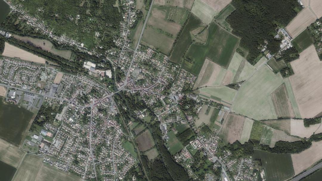 Photo 2 — Couilly-Pont-aux-Dames, Seine-et-Marne (77860)
