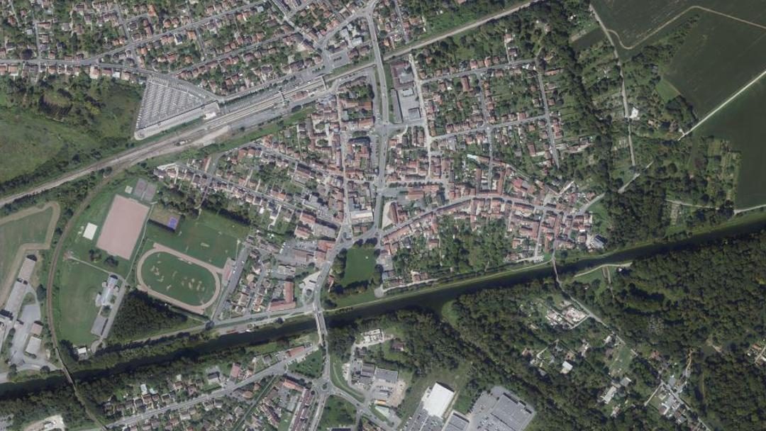 Photo 2 — Esbly, Seine-et-Marne (77450)