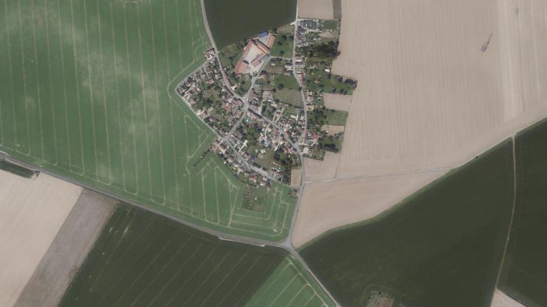 Photo 2 — Le Plessis-l'Évêque, Seine-et-Marne (77165)