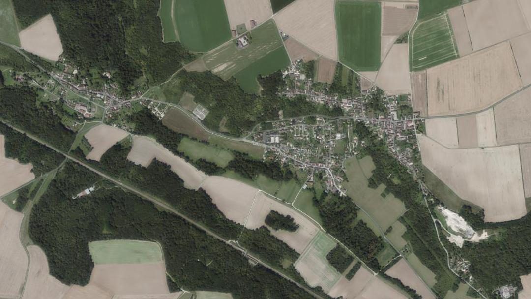 Photo 2 — Saint-Loup-de-Naud, Seine-et-Marne (77650)