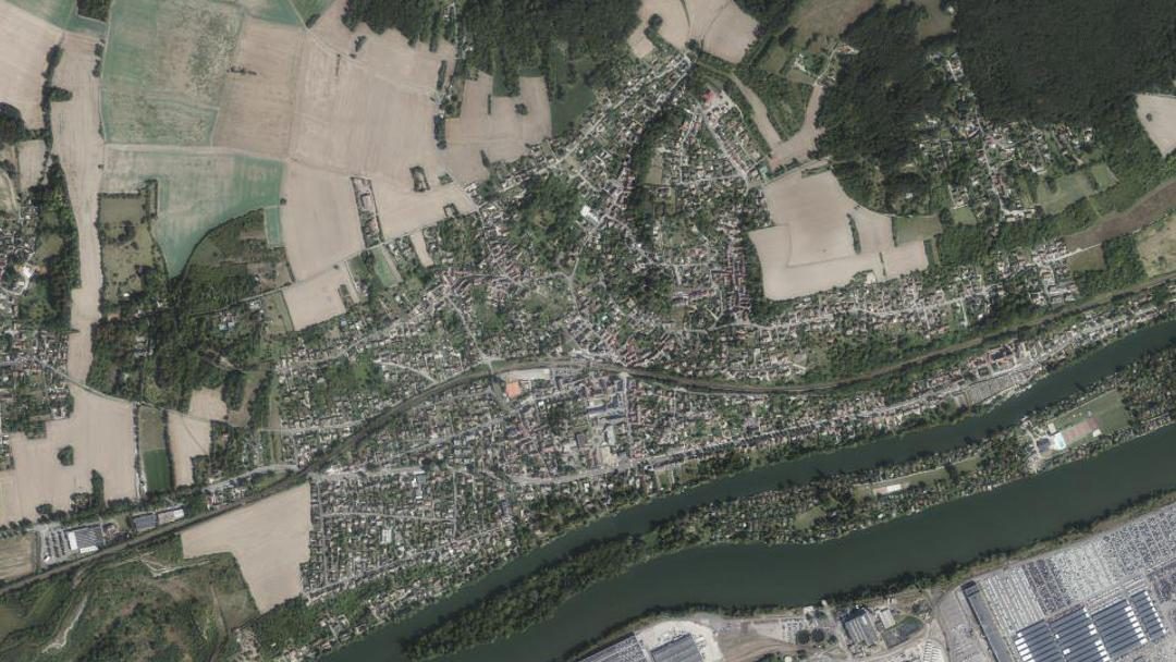 Photo 3 — Juziers, Yvelines (78820)