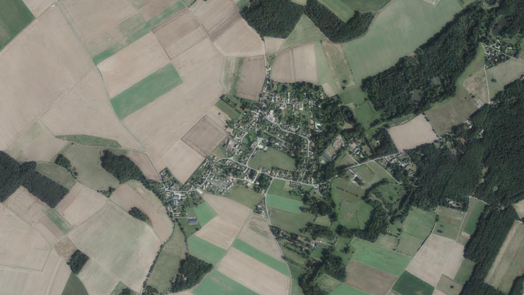 Photo 2 — Mittainville, Yvelines (78125)