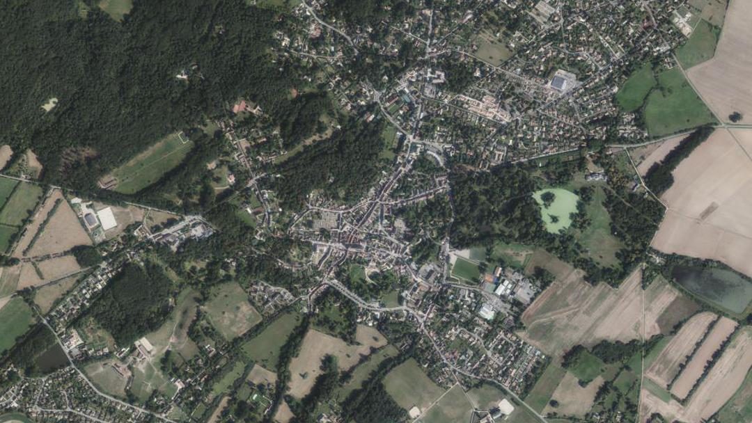 Photo 2 — Montfort-l'Amaury, Yvelines (78490)