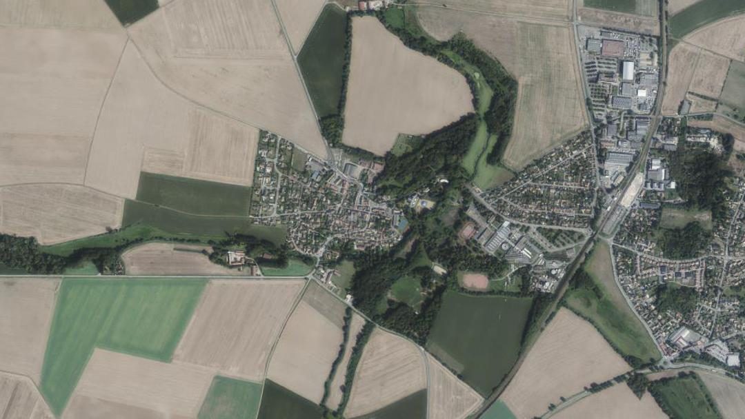 Photo 2 — Neauphle-le-Vieux, Yvelines (78640)