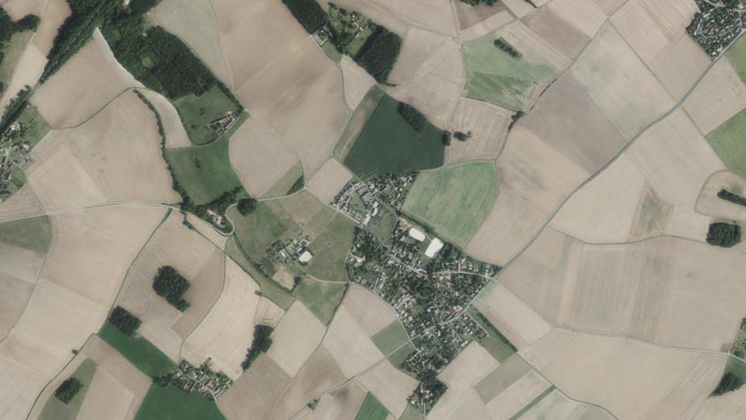 Photo 2 — Perdreauville, Yvelines (78200)