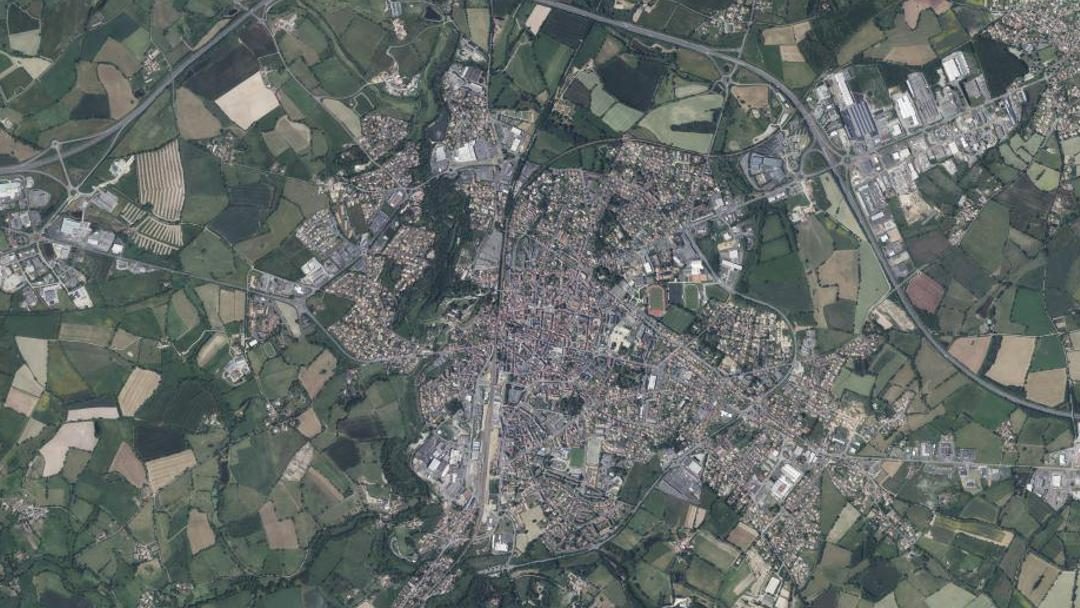 Photo 3 — Bressuire, Deux-Sèvres (79300)