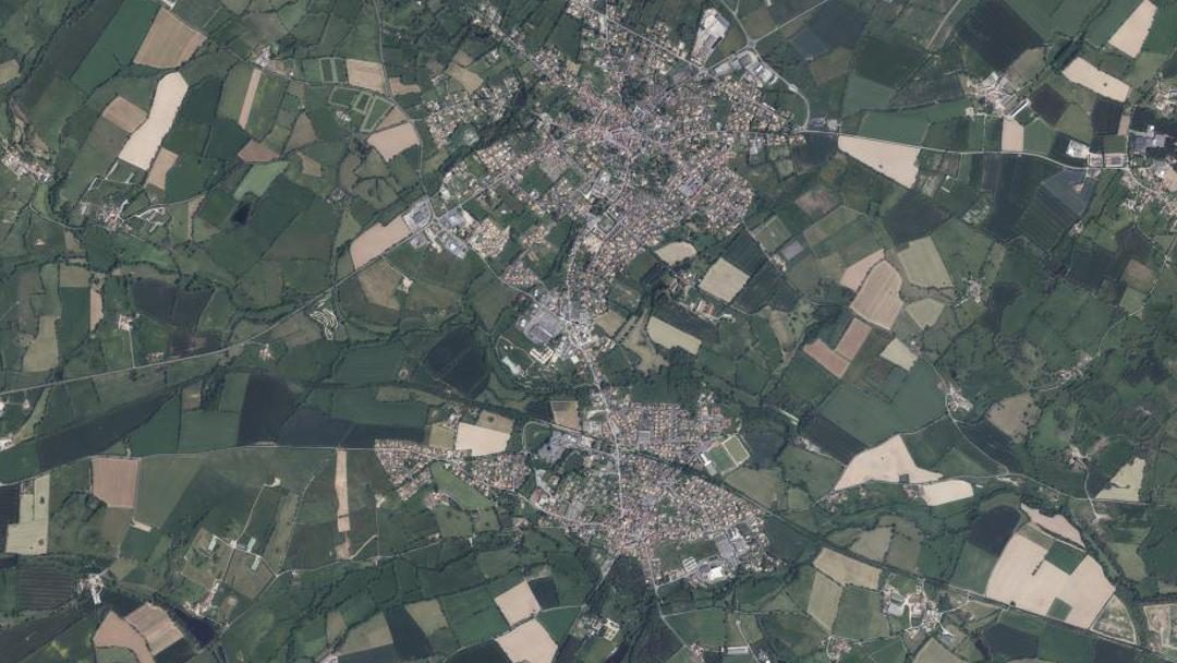 Photo 2 — Nueil-les-Aubiers, Deux-Sèvres (79250)