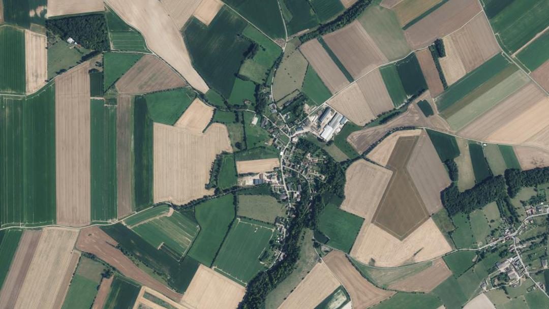 Photo 2 — Brucamps, Somme (80690)