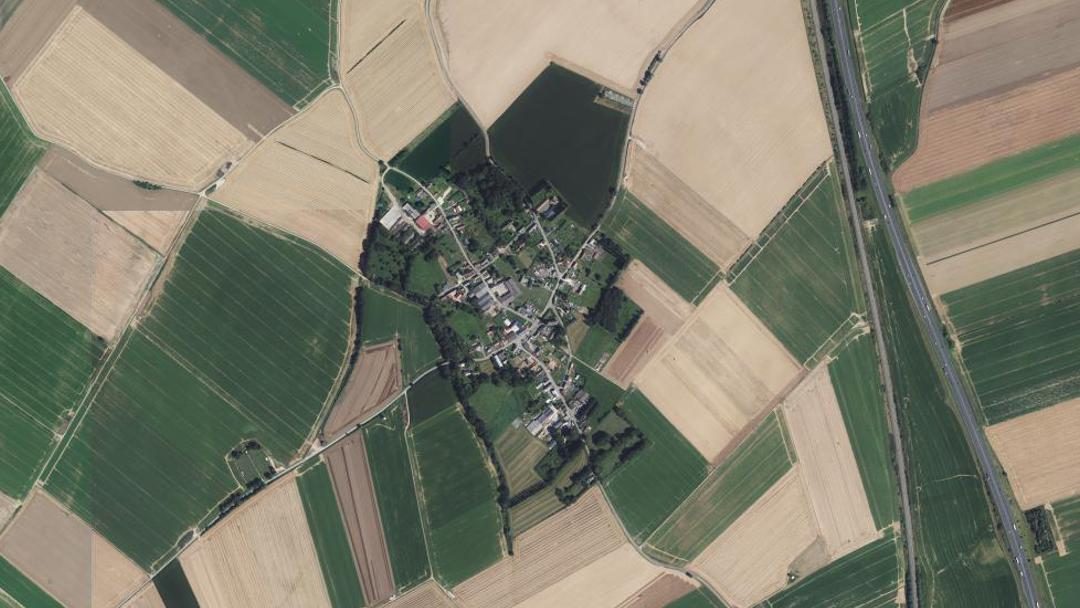 Photo 2 — Lesbœufs, Somme (80360)