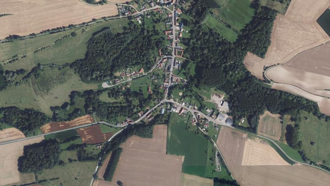 Photo 2 — Thièvres, Somme (80560)