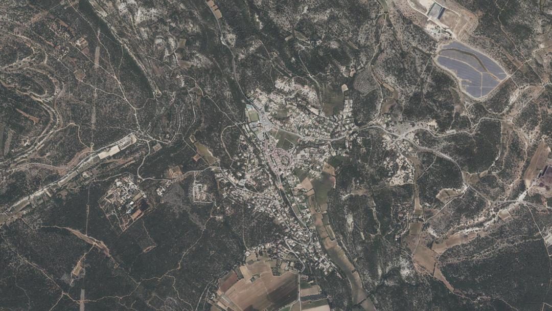 Vue de Ginasservis, Var (83560)