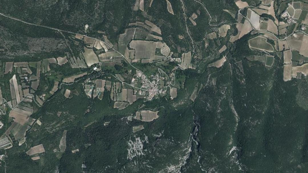 Photo 2 — Castellet-en-Luberon, Vaucluse (84400)