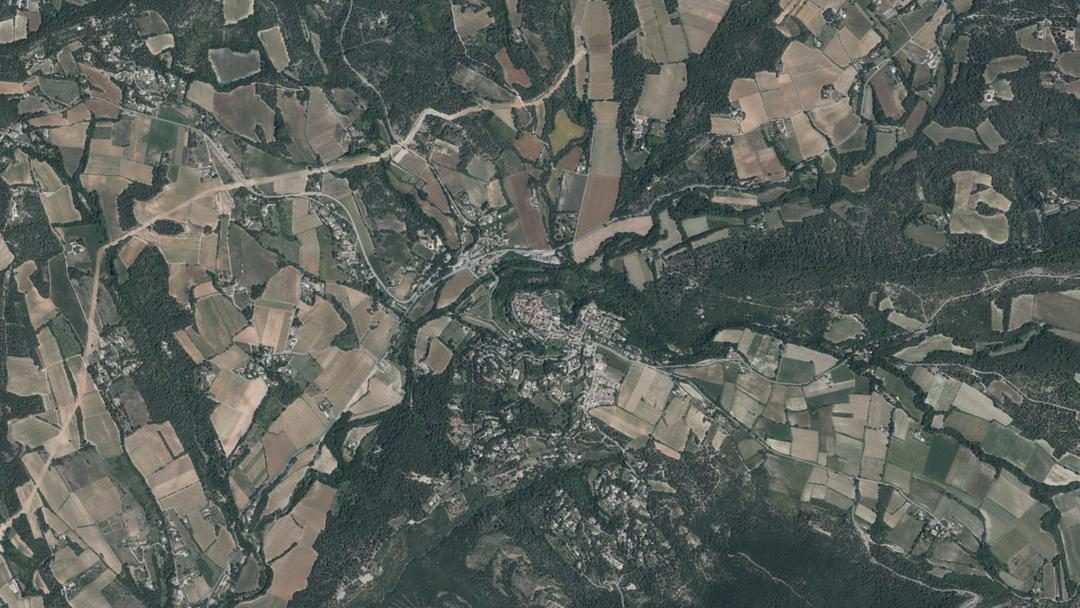 Photo 2 — Grambois, Vaucluse (84240)
