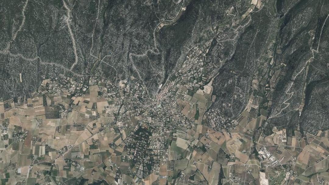 Vue de Saint-Saturnin-lès-Apt, Vaucluse (84490)