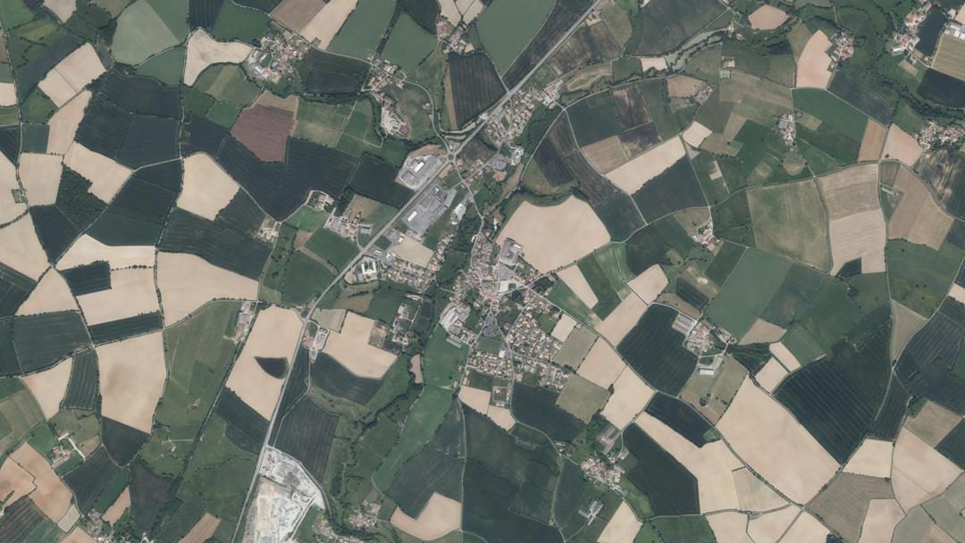 Photo 2 — Antigny, Vendée (85120)