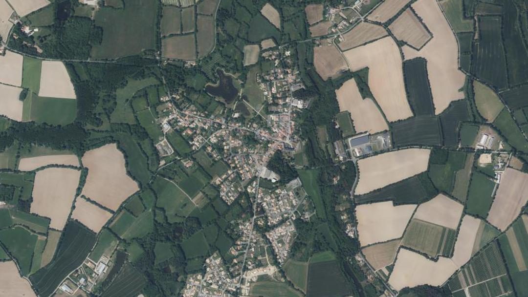 Photo 2 — Martinet, Vendée (85150)