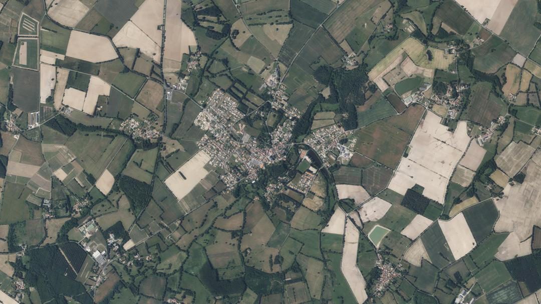 Photo 2 — Saint-Étienne-du-Bois, Vendée (85670)