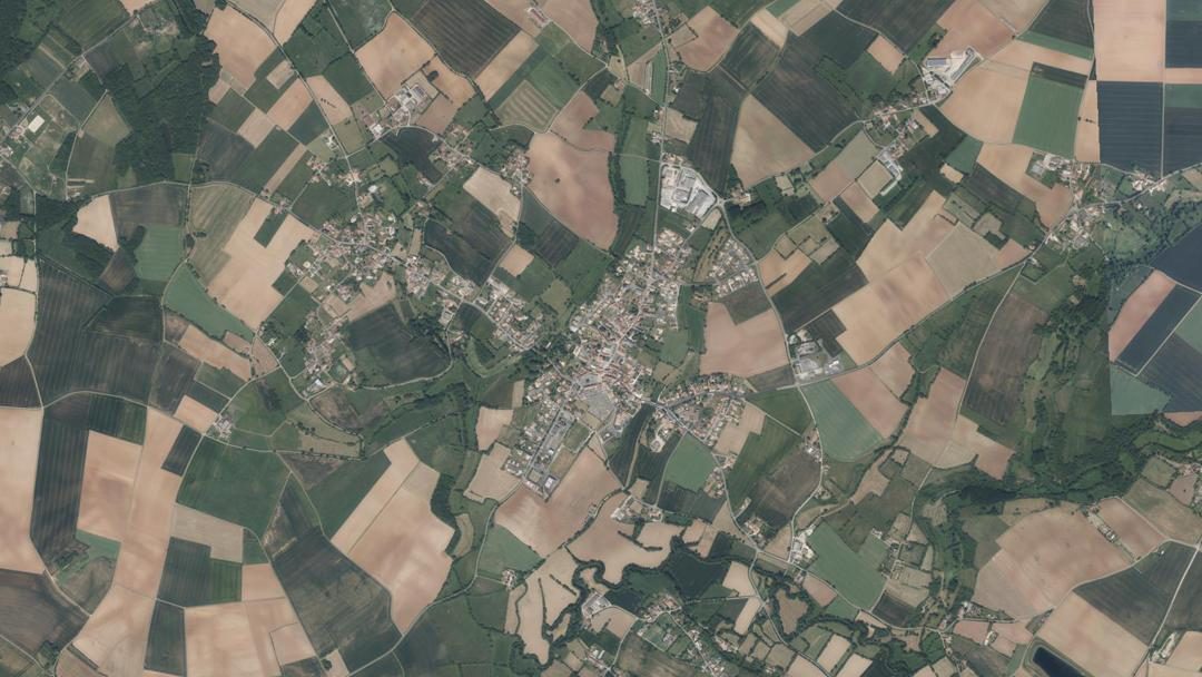 Photo 2 — Saint-Hilaire-des-Loges, Vendée (85240)