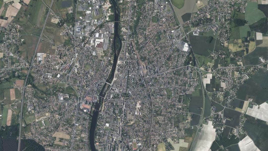Photo 3 — Châtellerault, Vienne (86100)