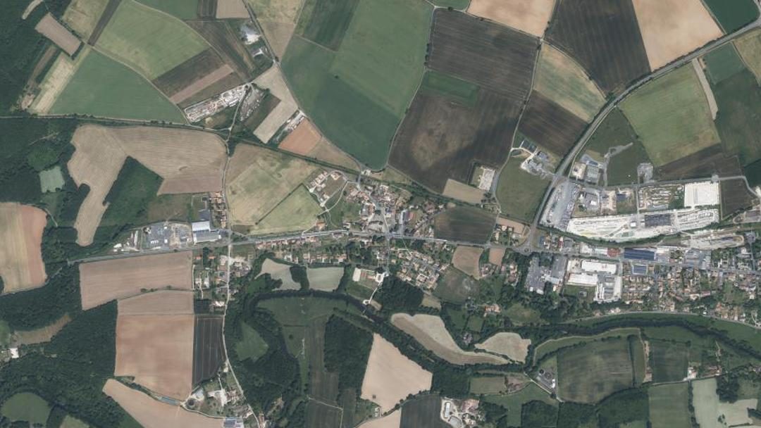 Photo 3 — Saint-Pierre-d'Exideuil, Vienne (86400)